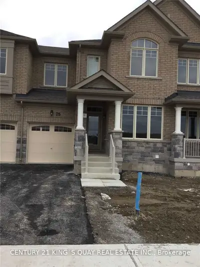 25 Jim Mortson Drive, East Gwillimbury, ON L9N 0R8