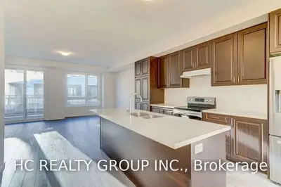 18 William Russal Lane, Richmond Hill, ON L4C 5S6