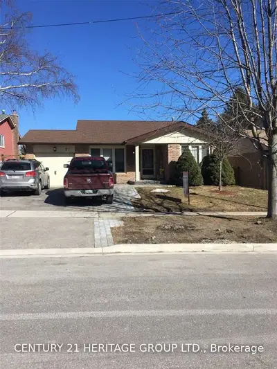 67 Cambridge Crescent, Bradford West Gwillimbury, ON L3Z 1E2
