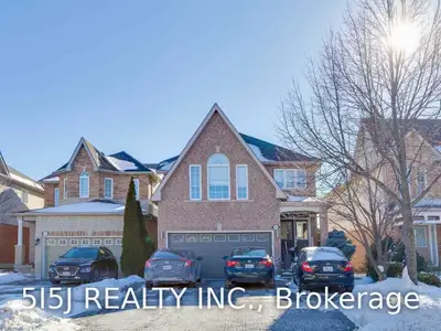 563 Mcbean Avenue, Newmarket, ON L3X 2N5
