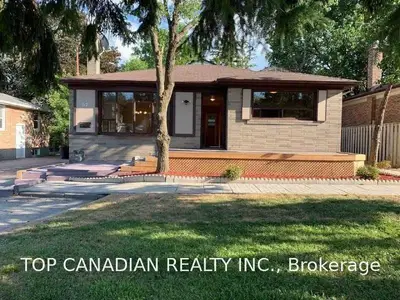 67 Cartier Crescent, Richmond Hill, ON L4C 2N3