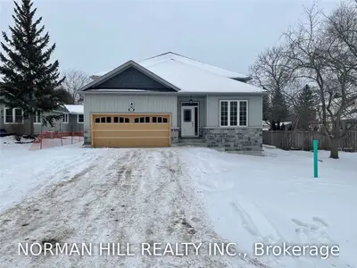 235 Boyers Road, Georgina, ON L4P 3C8