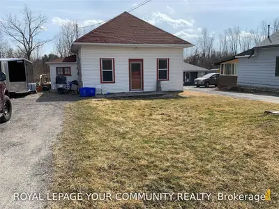 17 Clovelly Cove Road, Georgina, ON L0E 1N0