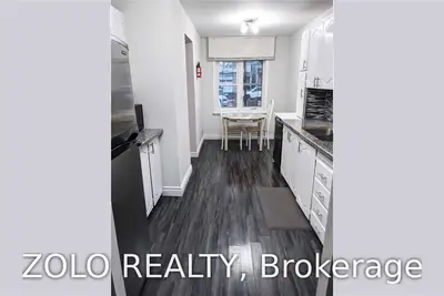 744 Beman Drive, Newmarket, ON L3Y 4Z2