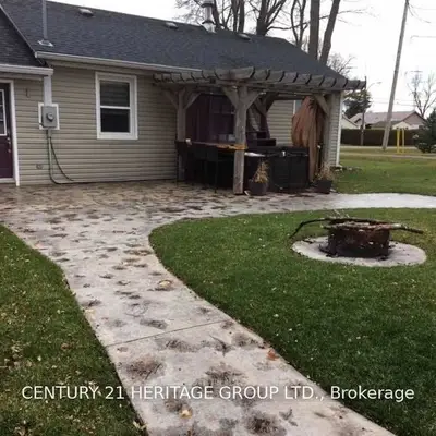 63 Blue Heron Drive, Georgina, ON L0E 1N0