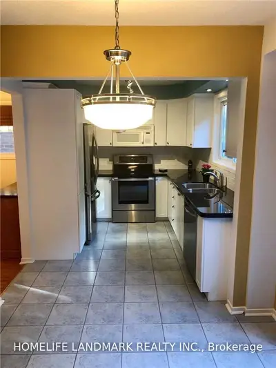 64 Park Lane Circle, Richmond Hill, ON L4C 6S8