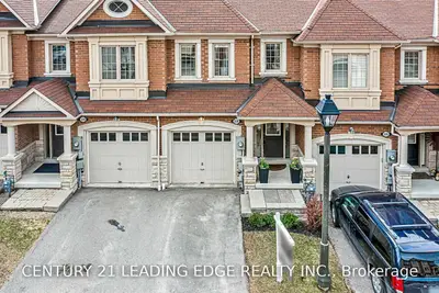 328 Doak Lane, Newmarket, ON L3Y 0A7