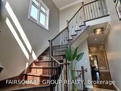 31 Greendale Avenue, Whitchurch-Stouffville, ON L4A 1S5