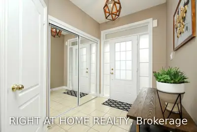 135 Matthewson Avenue, Bradford West Gwillimbury, ON L3Z 0N9