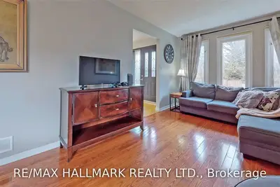 315 Hemlock Drive, Whitchurch-Stouffville, ON L4A 5A7