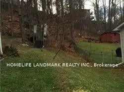 Parkwood Avenue, Georgina, ON L4P 2X9