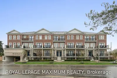 26 Bruce Street C25, Vaughan, ON L4L 0H4