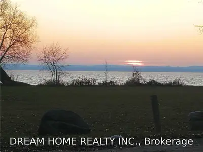 19 Shoreline Place 2nd Br, Georgina, ON L4P 1L3