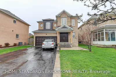 21 Prince Albert Court, Richmond Hill, ON L4E 3W5