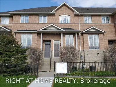 23 Observatory Lane 12, Richmond Hill, ON L4C 0M7