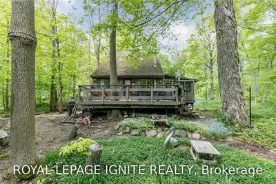 124 Snake Island Road, Georgina Islands, On L4p 3e9