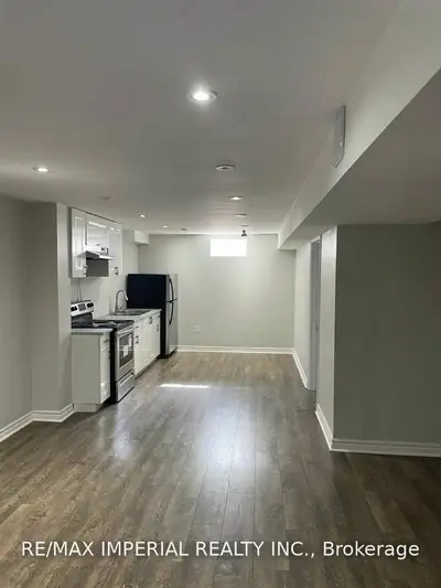 189 Forestwood Bsmt Street, Richmond Hill, ON L4S 1Y1