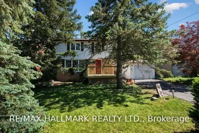 86 Bedford Park Avenue, Richmond Hill, ON L4C 2N8