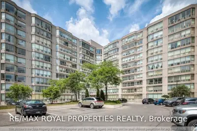 309 Major Mackenzie Drive 110, Richmond Hill, ON L4C 9V5