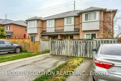 588 Pinder Avenue, Newmarket, ON L3X 2A3