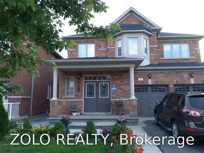 6 Eva Grove Court, Whitchurch-Stouffville, ON L4A 0S4