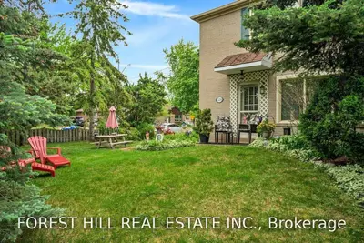 339 Neal Drive, Richmond Hill, ON L4C 3L3