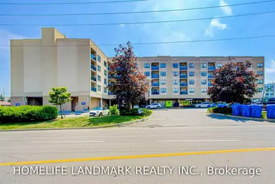 160 Wellington Street E 211, Aurora, ON L4G 1J3