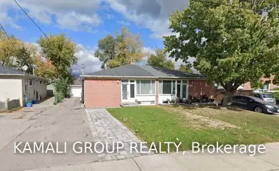 284 Axminster Drive Lower, Richmond Hill, ON L4C 2W1
