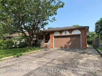 38 Weldrick Road, Richmond Hill, ON L4C 3T8