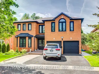 518 Keith Avenue Bsmt, Newmarket, ON L3X 1V4