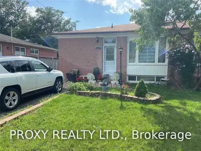 228 Anzac (Main Floor) Road Main F, Richmond Hill, ON L4C 3G8