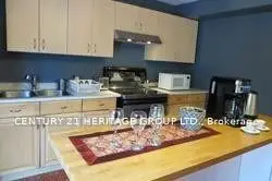 44 Roosevelt Drive 2-Back, Richmond Hill, ON L4C 6V4