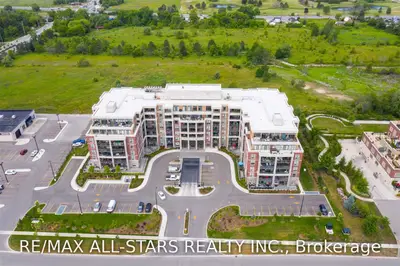 25 Baker Hill Boulevard 513, Whitchurch-Stouffville, ON L4A 1P8