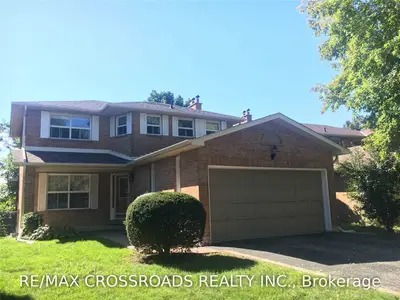 19 Mccallum Drive, Richmond Hill, ON L4C 7T3