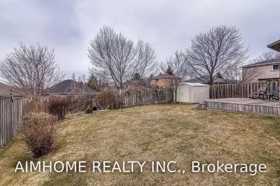 1101 Meadow Lane, Newmarket, ON L3Y 7C7