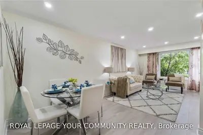 277 Silverbirch Drive, Newmarket, ON L3Y 2Z6