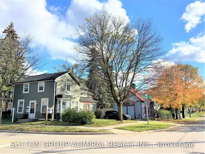 61 Wellington Street E, Aurora, On L4g 1h7