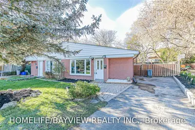 107 Septonne Avenue, Newmarket, ON L3Y 2W4