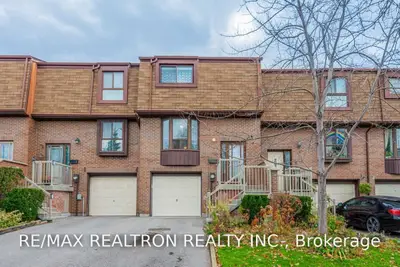 11 Plaisance Road 3, Richmond Hill, On L4c 5h1
