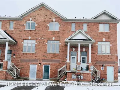 10 Greensborough Villag Circle 21, Markham, ON L6E 1M4