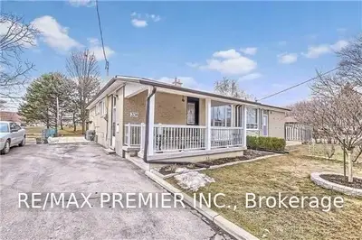 338 Demaine Crescent, Richmond Hill, ON L4C 2W5