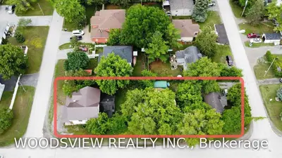 374 Raines Street W, Georgina, ON L4P 3C8