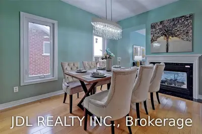 78 Futura Avenue, Richmond Hill, ON L4S 1T2