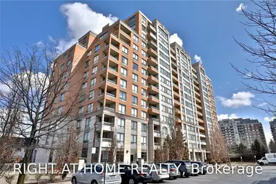 29 Northern Heights Drive 401, Richmond Hill, ON L4B 4L8