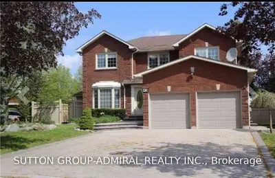 45 Bergin Road S Lower, Newmarket, ON L3X 1S2