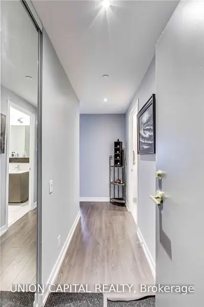 898 Portage Parkway 5708, Vaughan, On L4k 0j6