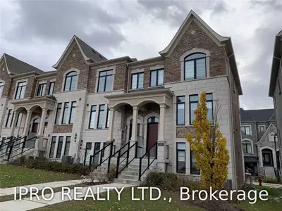 529 Carrville Road, Richmond Hill, ON L4C 1C2