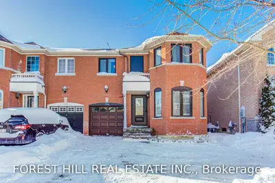 244 Flagstone Way, Newmarket, ON L3X 2Y2