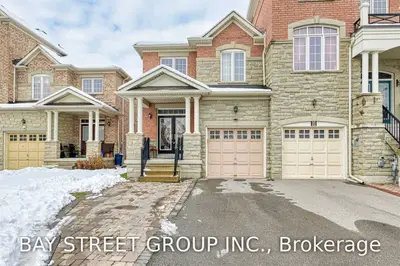 10 George Kirby Street, Vaughan, ON L6A 0K5