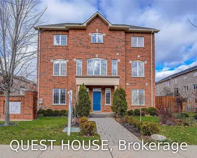 151 Silverwood Avenue 1, Richmond Hill, ON L4S 0C9